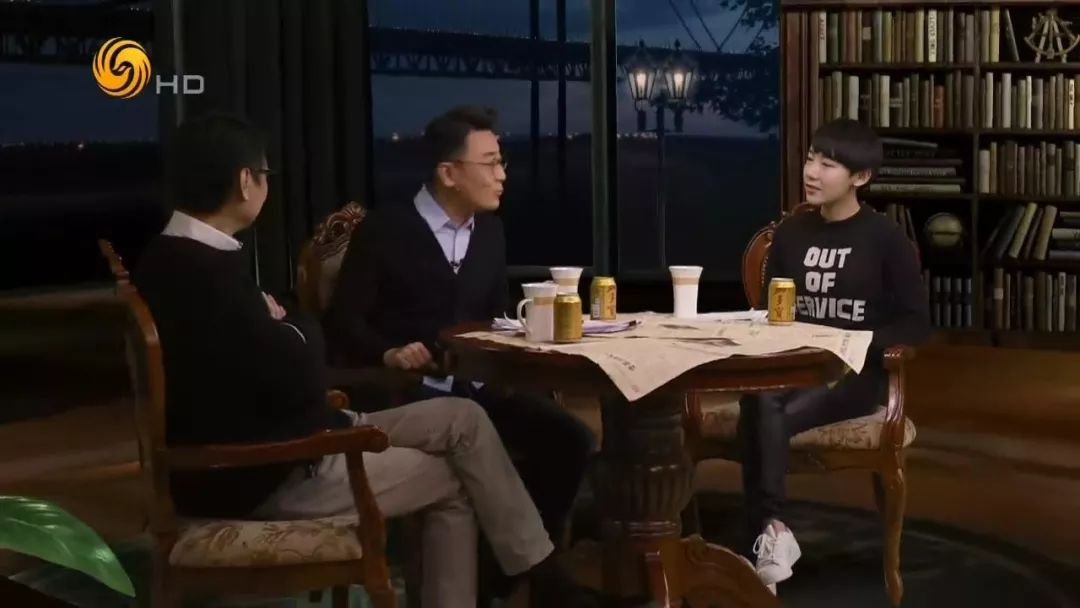「《锵锵三人行》,是我多少年的下饭菜」